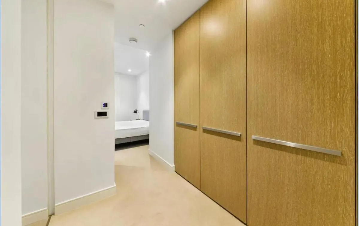 Luxurious 1-Bed Flat Close To Canary Wharf London 0*,